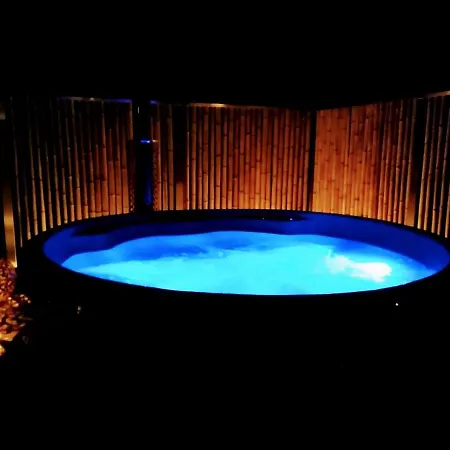 Oriental Tiny House Mit Sauna شقة ويندستش ريتز