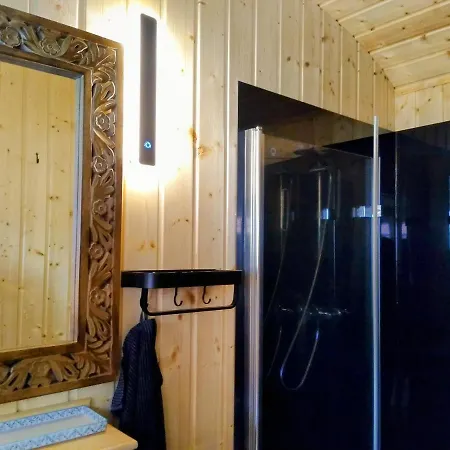 Oriental Tiny House Mit Sauna شقة ويندستش ريتز